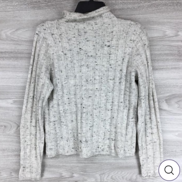 Madewell Donegal Evercrest Turtleneck Sweater - Picture 5 of 9